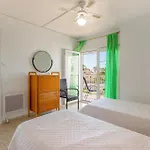 아파트 3 Bedroom Awesome In *