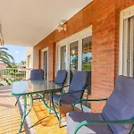 아파트 3 Bedroom Awesome In 또레비에하