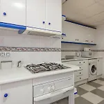 3 Bedroom Awesome In * 또레비에하