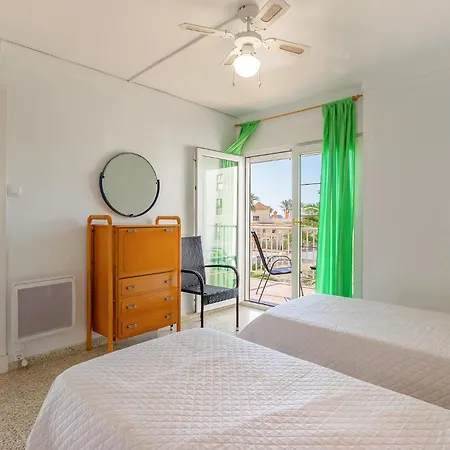 Apartment 3 Bedroom Pet Friendly In *