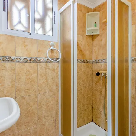 Apartment 3 Bedroom Pet Friendly In Torrevieja
