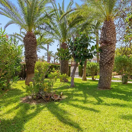 3 Bedroom Pet Friendly In