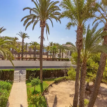 3 Bedroom Pet Friendly In